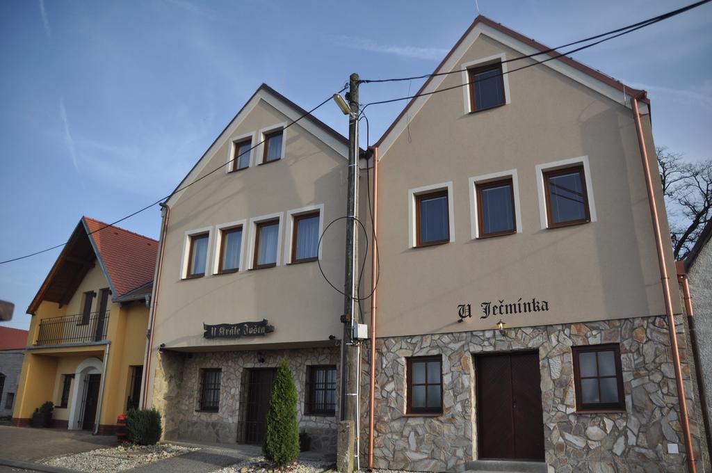 Vila U Ječmínka Hlohovec Exteriér fotografie